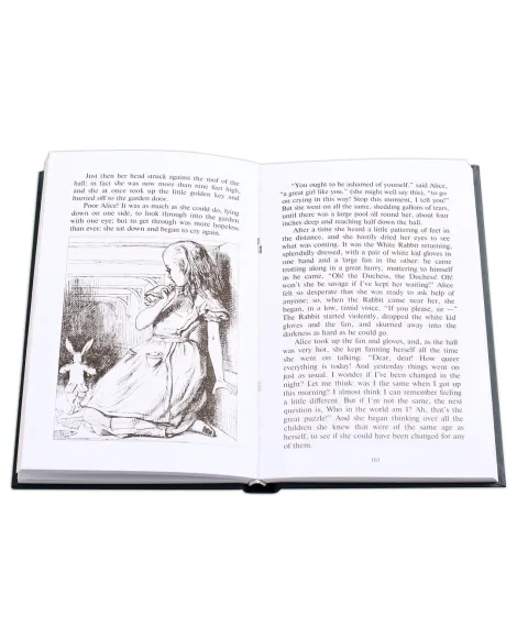 Детская книга "БИ Кэрролл. Алиса в Стране Чудес (рус и англ яз)" - 361 руб. Серия: Билингва , Артикул: 5400308